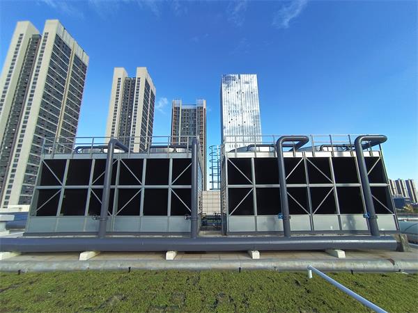 橫流冷卻塔和逆流冷卻塔的區(qū)別有哪些？應(yīng)該怎么選擇